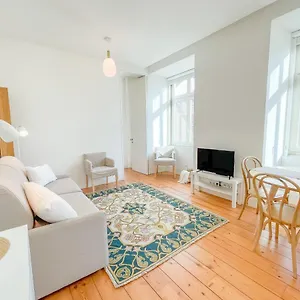 Arsenal 108, Design - New Light Downtown Chiado And River Apartment
