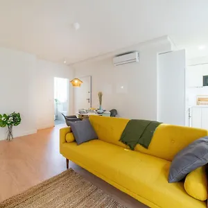 Monsanto Hill House - No 571 1e Apartment